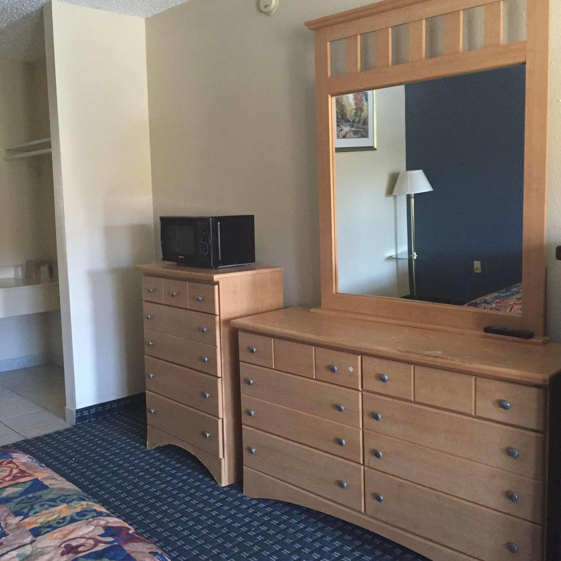 Guest Inn And Suites Houston Bagian luar foto