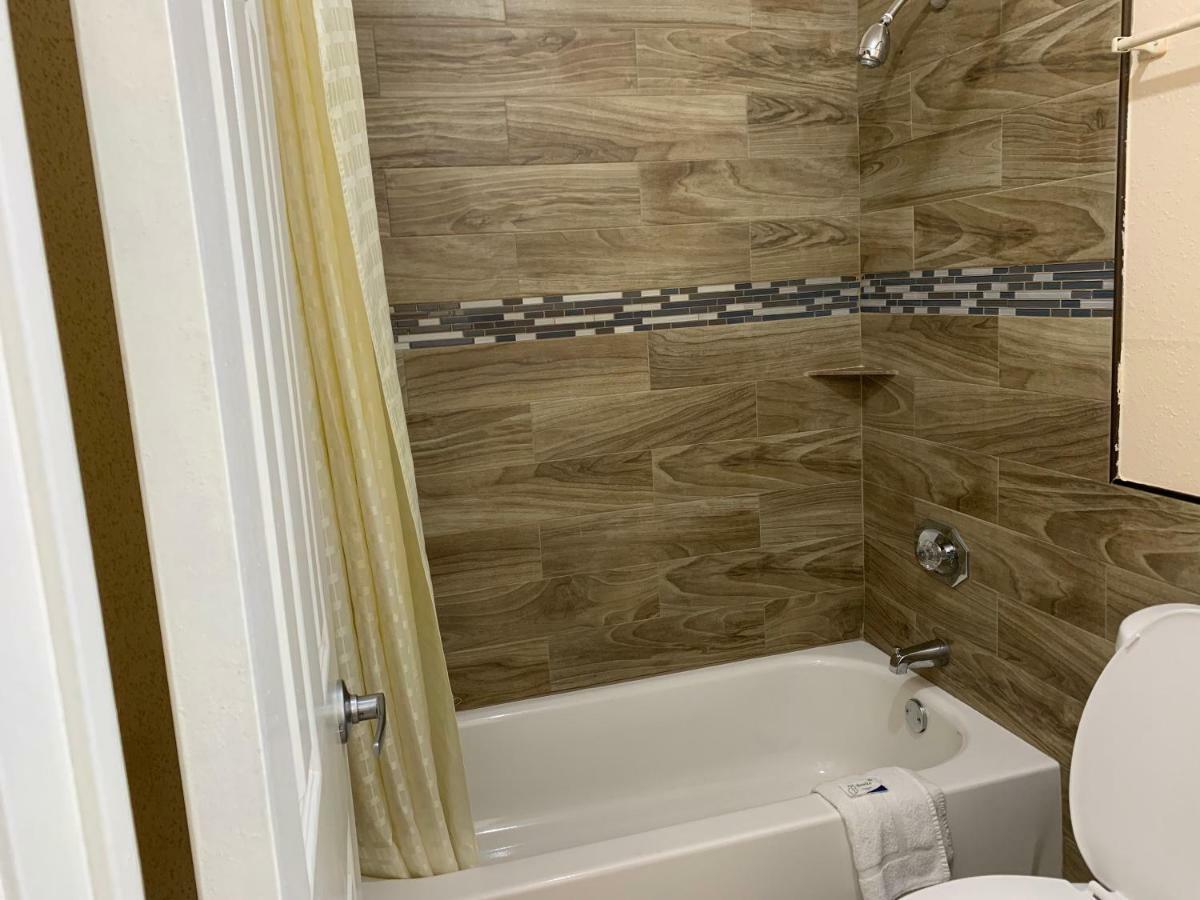 Guest Inn And Suites Houston Ruang foto